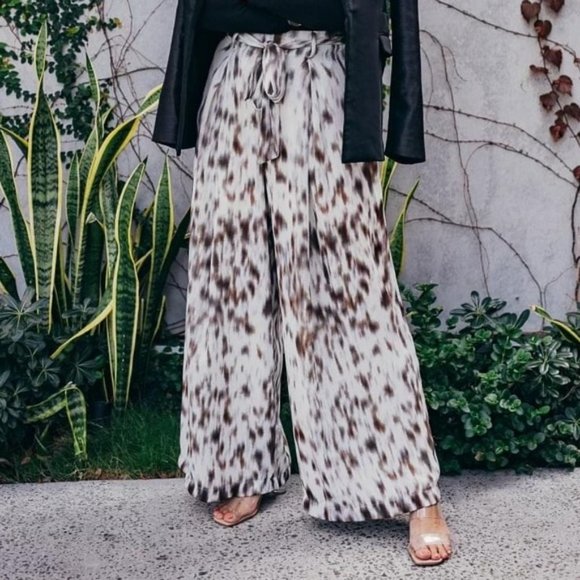 SHEIKE Snow Leopard Print High Waisted Wide Leg Palazzo Pants - Picture 2 of 10